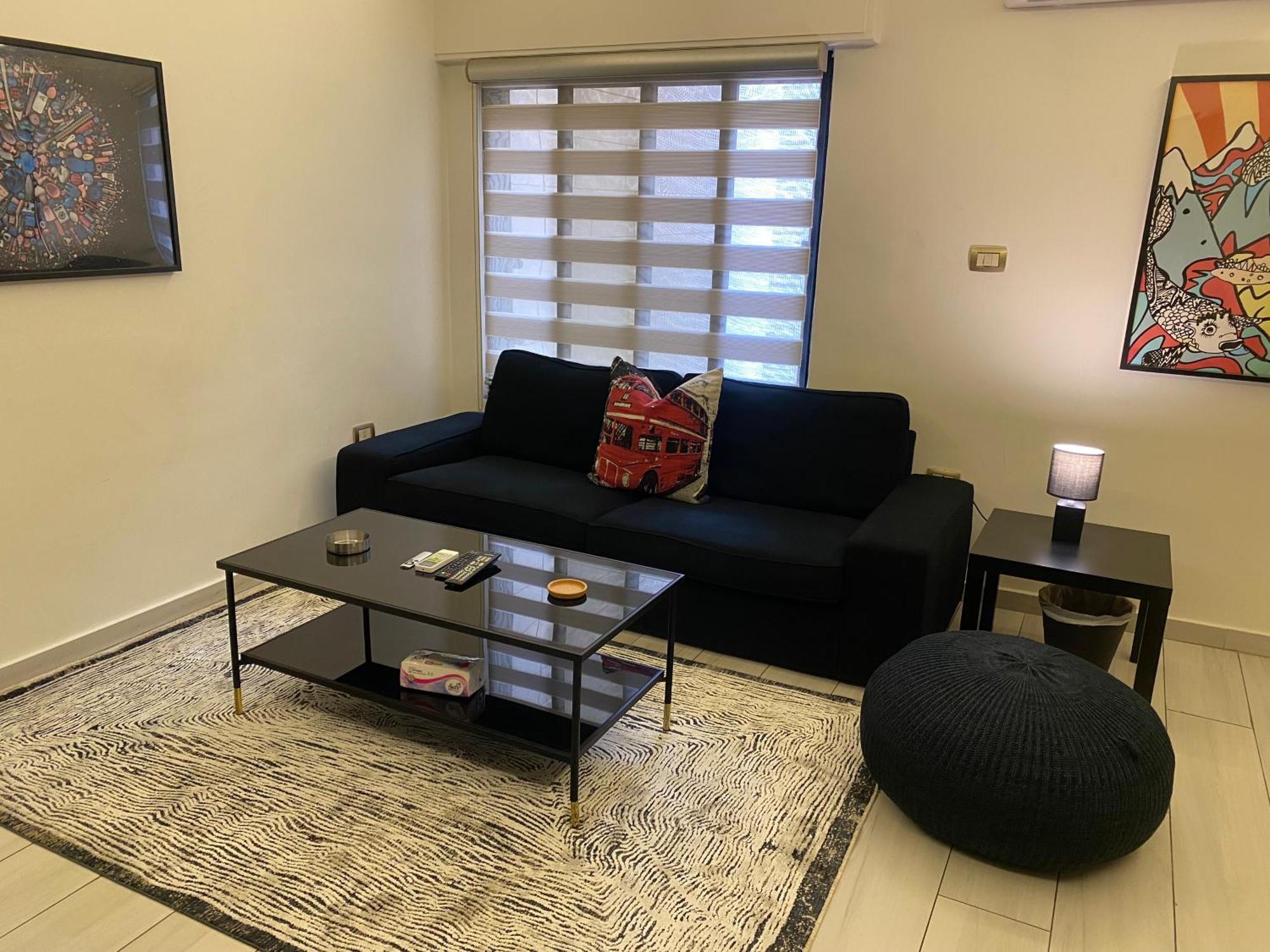 Dair Ghbar Apartment Amman Bilik gambar