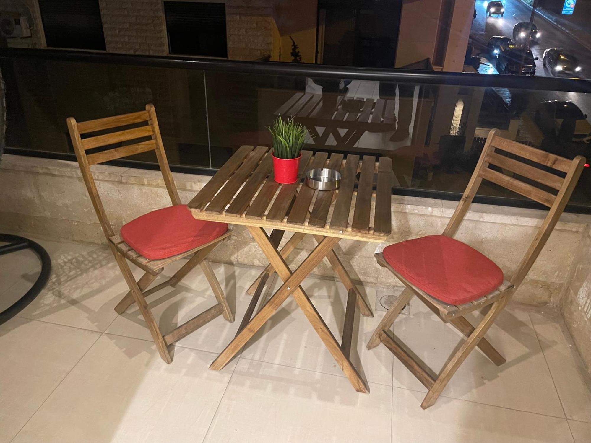 Dair Ghbar Apartment Amman Bilik gambar