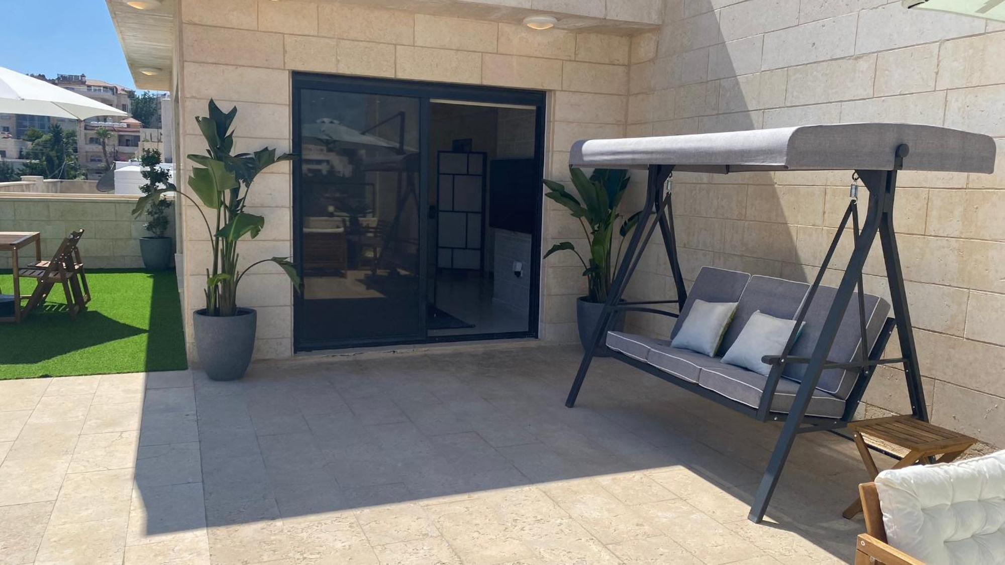 Dair Ghbar Apartment Amman Bilik gambar
