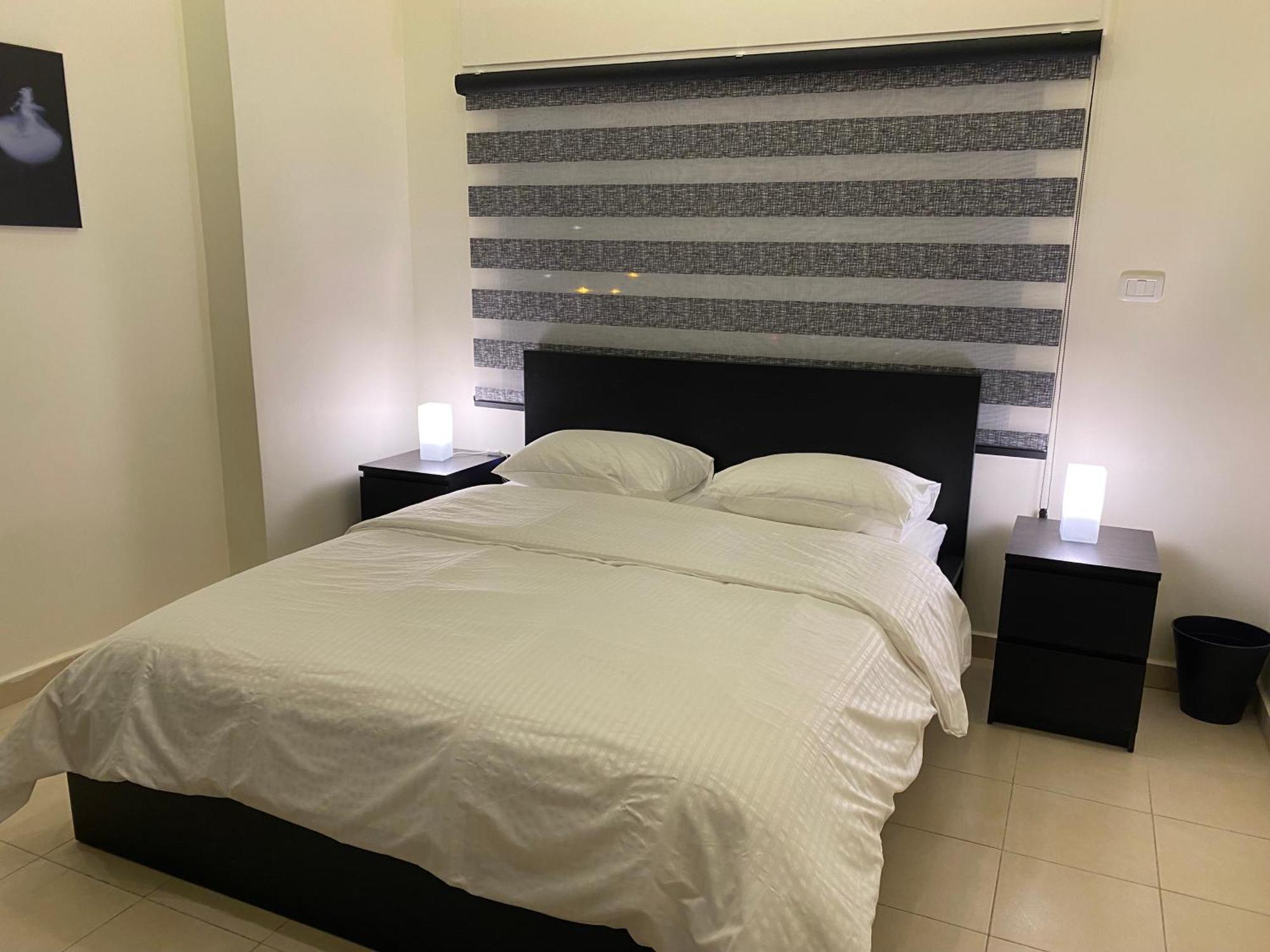 Dair Ghbar Apartment Amman Bilik gambar