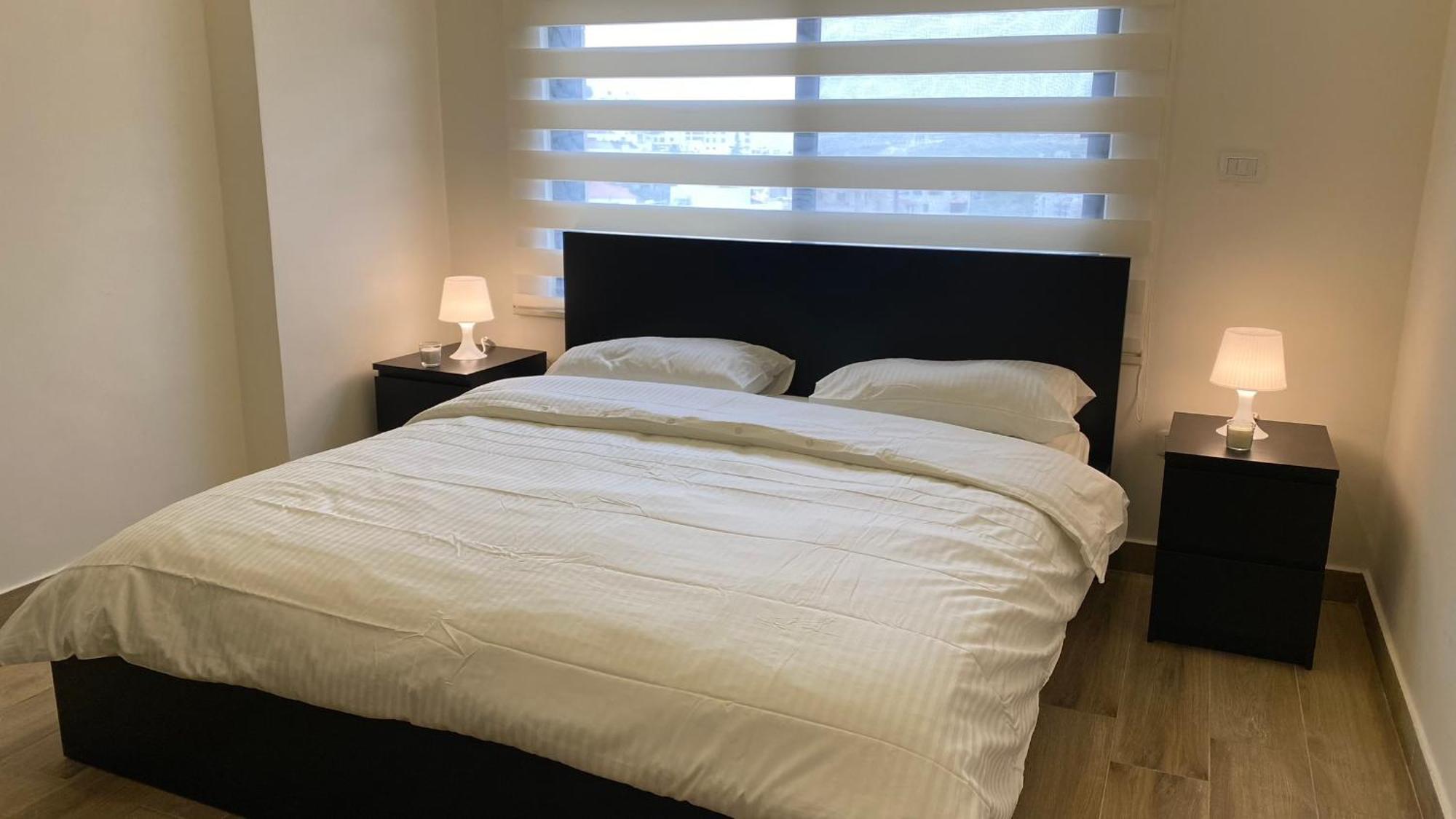 Dair Ghbar Apartment Amman Bilik gambar