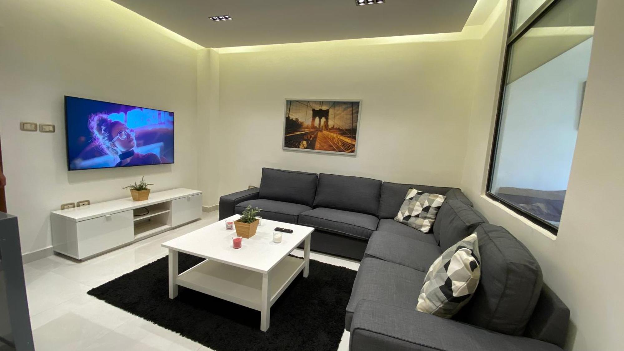 Dair Ghbar Apartment Amman Bilik gambar